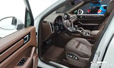 Porsche Cayenne 2019 3.0 Автомат в Москве № 165492, миниатюра 11