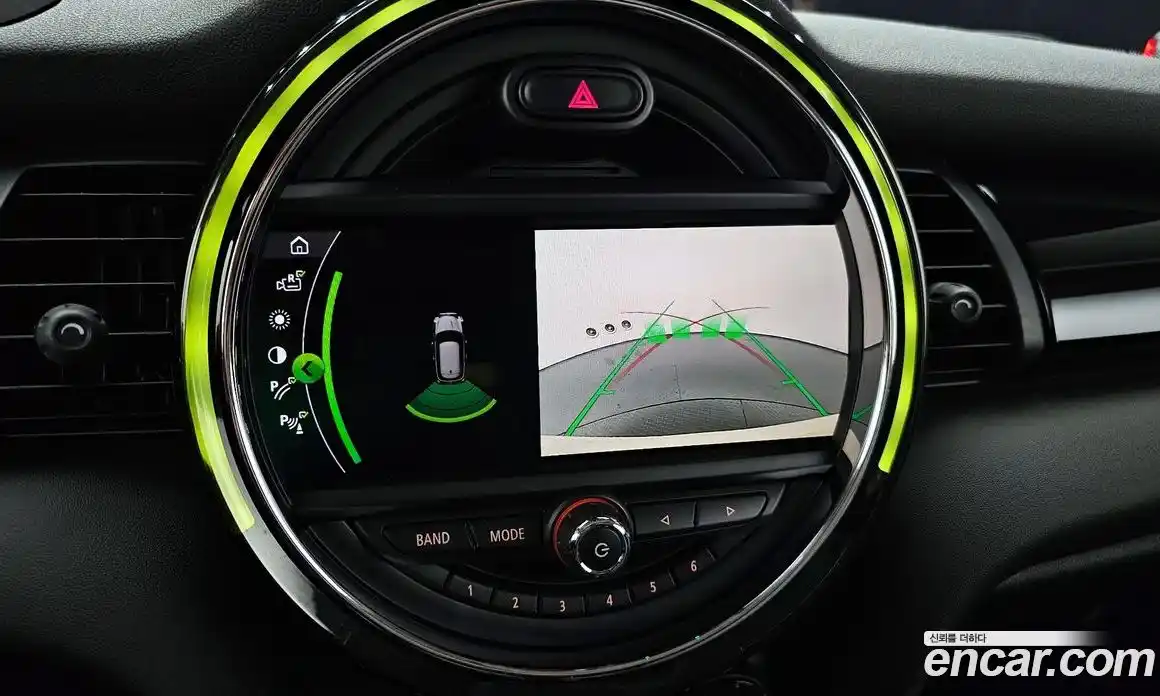 Mini Cooper 2020 1.5 Автомат в Москве № 166655, фото 13