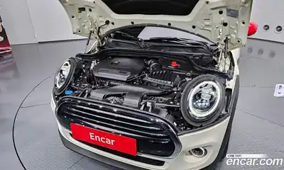 Mini Cooper 2020 1.5 Автомат в Москве № 166655, миниатюра 3