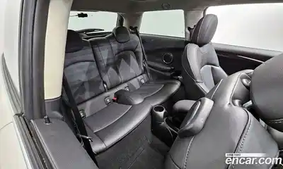 Mini Cooper 2020 1.5 Автомат в Москве № 166655, миниатюра 9