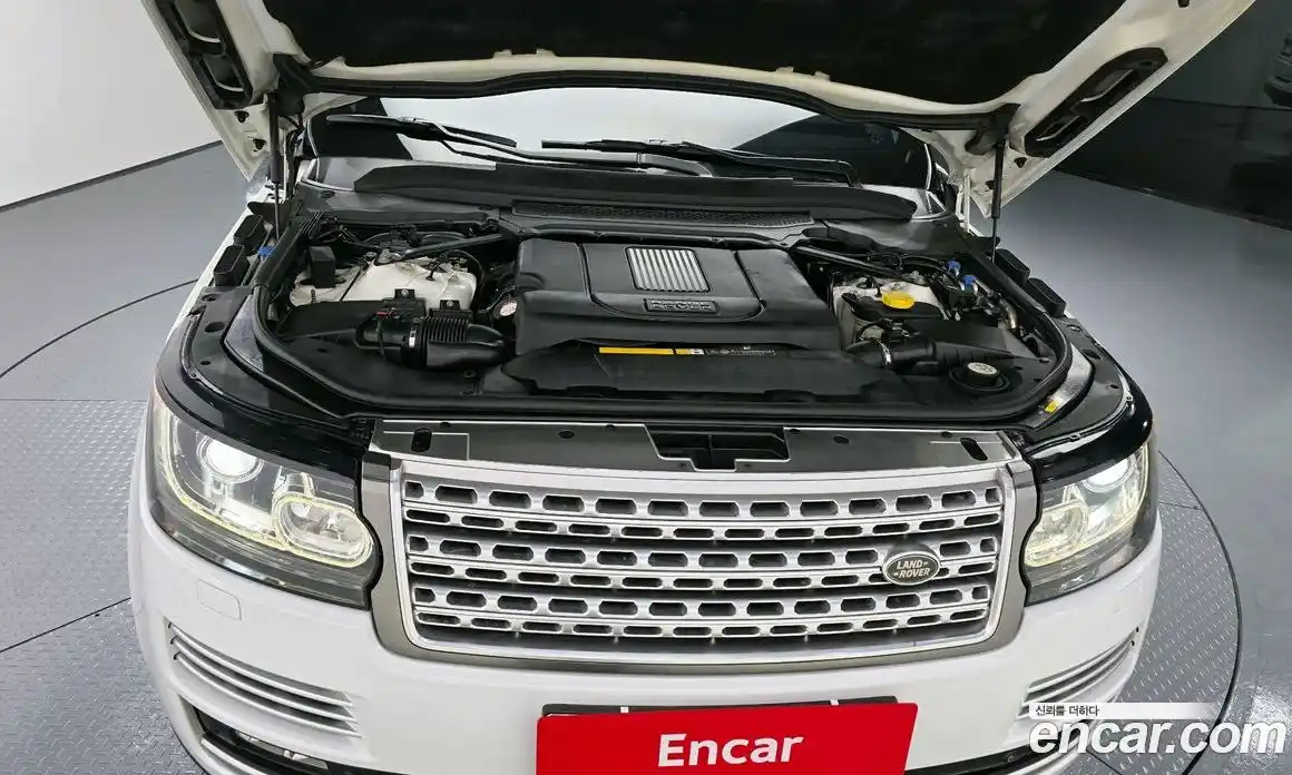 Land Rover Range-Rover 2014 4.4 Автомат в Москве № 166720, фото 5