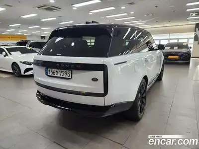 Land Rover Range-Rover 2023 4.4 Автомат в Москве № 166828, миниатюра 2