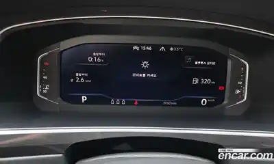 Volkswagen Tiguan 2022 2.0 Автомат в Москве № 168570, миниатюра 9