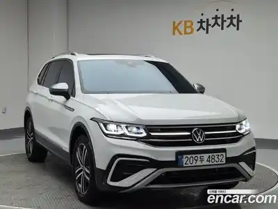 Volkswagen Tiguan 2024 2.0 Автомат в Москве № 169156, миниатюра 4