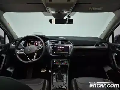 Volkswagen Tiguan 2024 2.0 Автомат в Москве № 169156, миниатюра 7