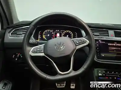 Volkswagen Tiguan 2024 2.0 Автомат в Москве № 169156, миниатюра 9