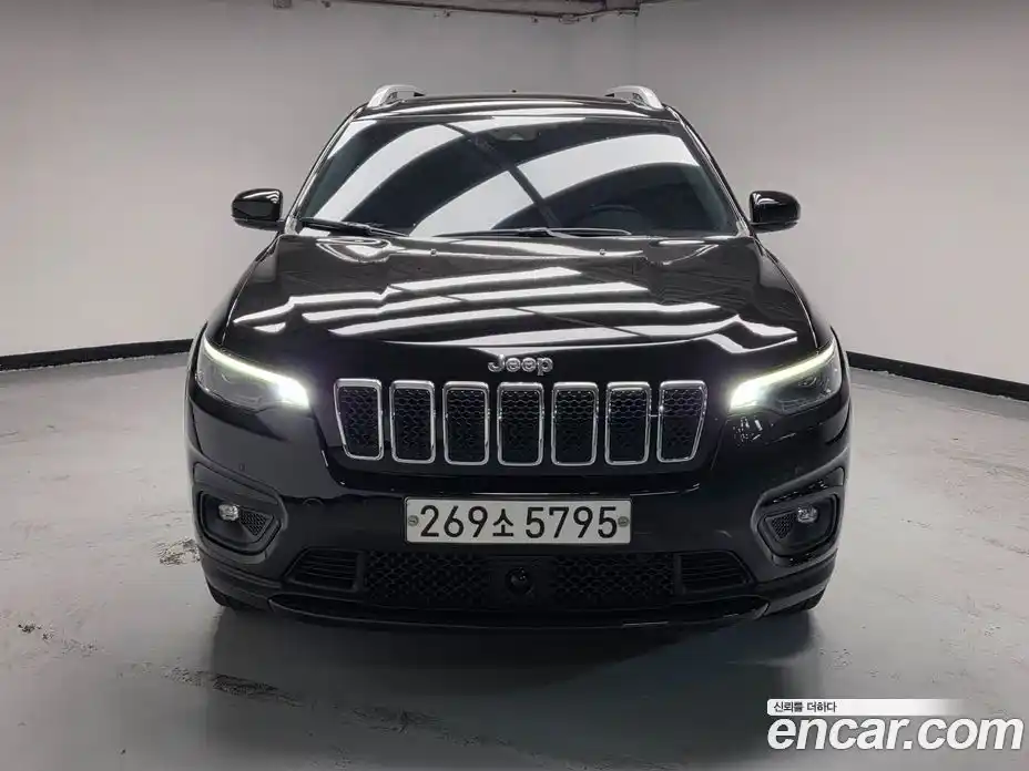 Jeep Cherokee 2019 2.4 Автомат в Москве № 170069, фото 3