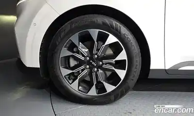 Kia Canival 2023 2.2 Автомат в Москве № 17124, миниатюра 5