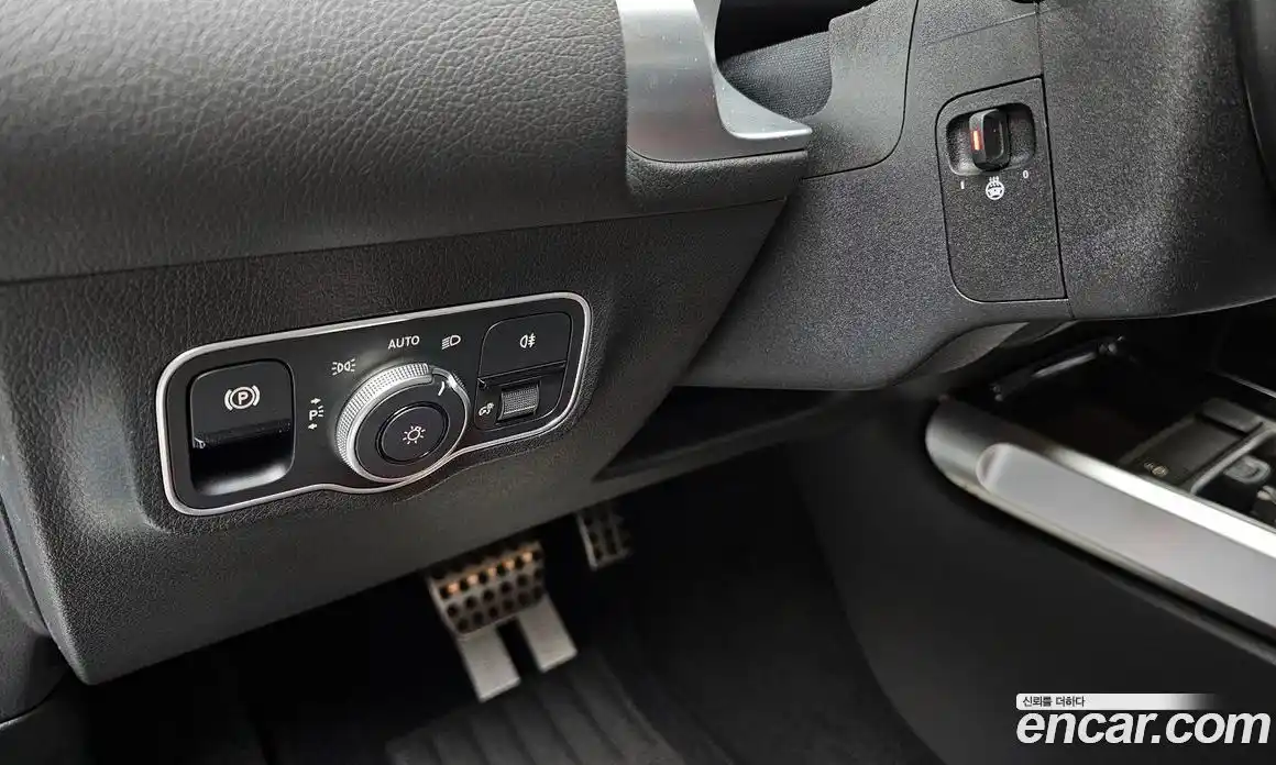 Mercedes-Benz EQB 2025 0.2 Автомат в Москве № 173155, фото 6