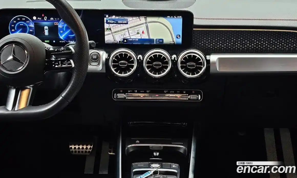 Mercedes-Benz EQB 2025 0.2 Автомат в Москве № 173155, фото 7