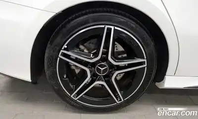 Mercedes-Benz A-Class 2022 2.0 Автомат в Москве № 178442, миниатюра 3