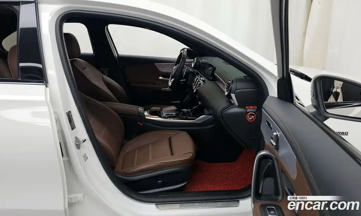 Mercedes-Benz A-Class 2022 2.0 Автомат в Москве № 178442, фото 9