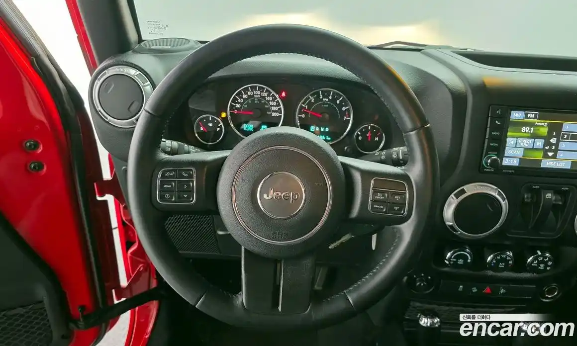 Jeep Wrangler 2017 3.6 Автомат в Москве № 181414, фото 9