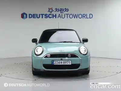 Mini Cooper 2025 2.0 Автомат в Москве № 181469, миниатюра 2