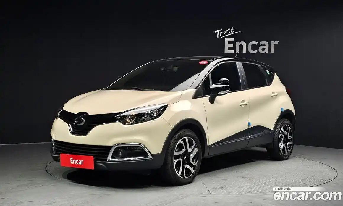 Renault QM3 2016 1.5 Автомат в Москве № 182876, фото 18