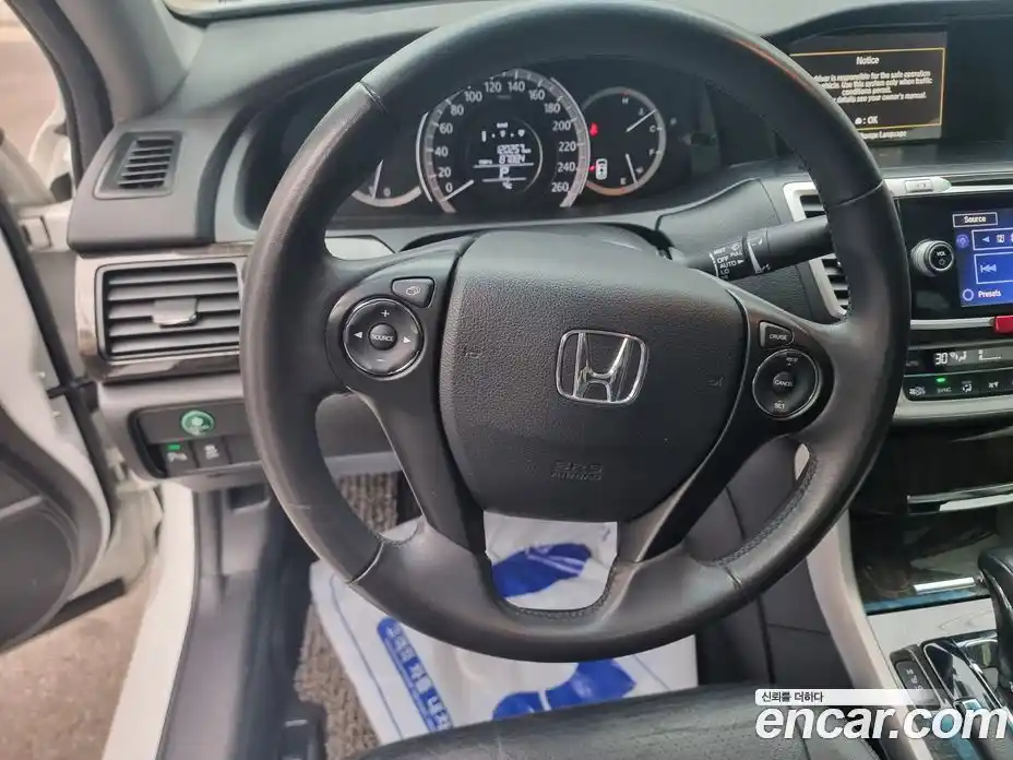 Honda Accord 2013 2.4 Автомат в Москве № 185127, фото 12