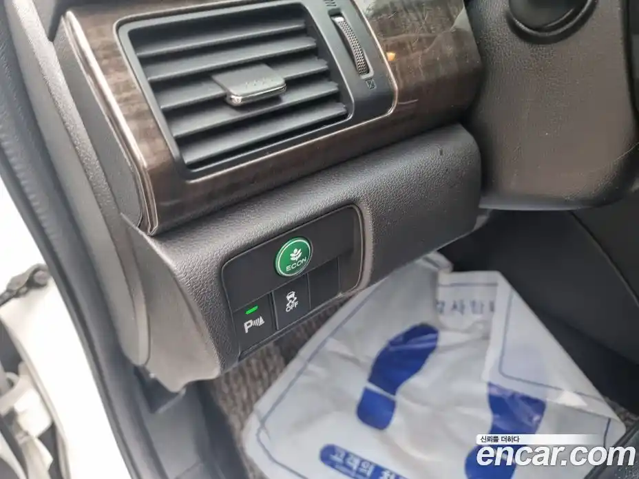 Honda Accord 2013 2.4 Автомат в Москве № 185127, фото 15