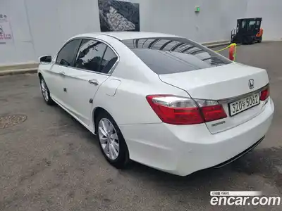 Honda Accord 2013 2.4 Автомат в Москве № 185127, миниатюра 2