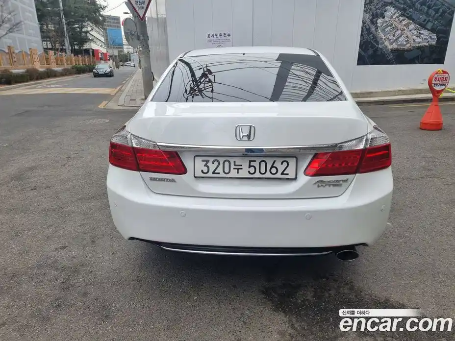 Honda Accord 2013 2.4 Автомат в Москве № 185127, фото 4