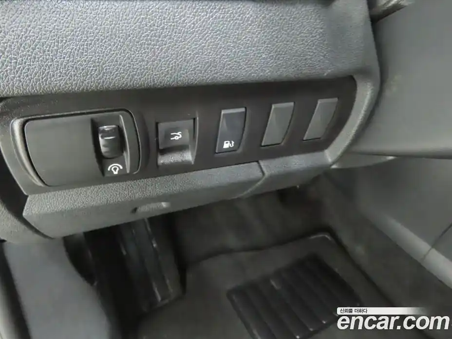 Renault SM3 2014 1.6 Автомат в Москве № 186222, фото 11