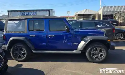 Jeep Wrangler 2018 2.0 Автомат в Москве № 188428, миниатюра 4