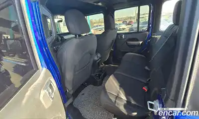 Jeep Wrangler 2018 2.0 Автомат в Москве № 188428, миниатюра 5