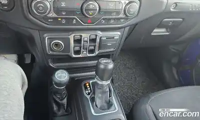 Jeep Wrangler 2018 2.0 Автомат в Москве № 188428, миниатюра 8