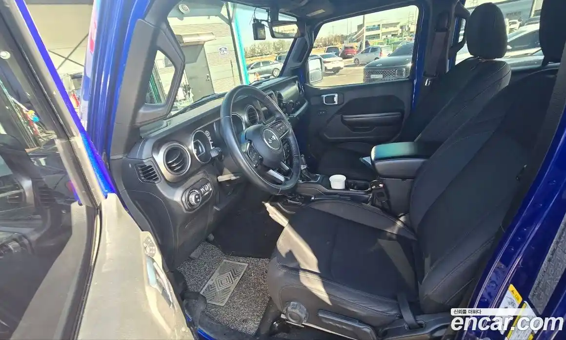 Jeep Wrangler 2018 2.0 Автомат в Москве № 188428, фото 9