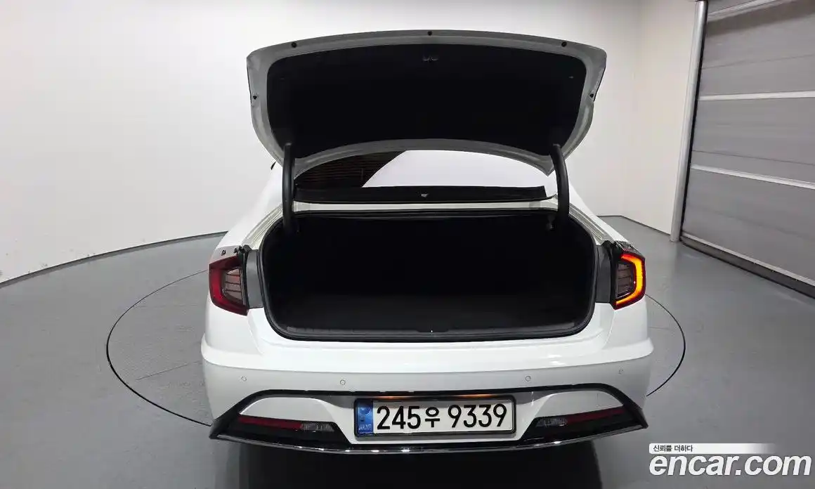 Hyundai Sonata 2021 2.0 Автомат в Москве № 1921, фото 20