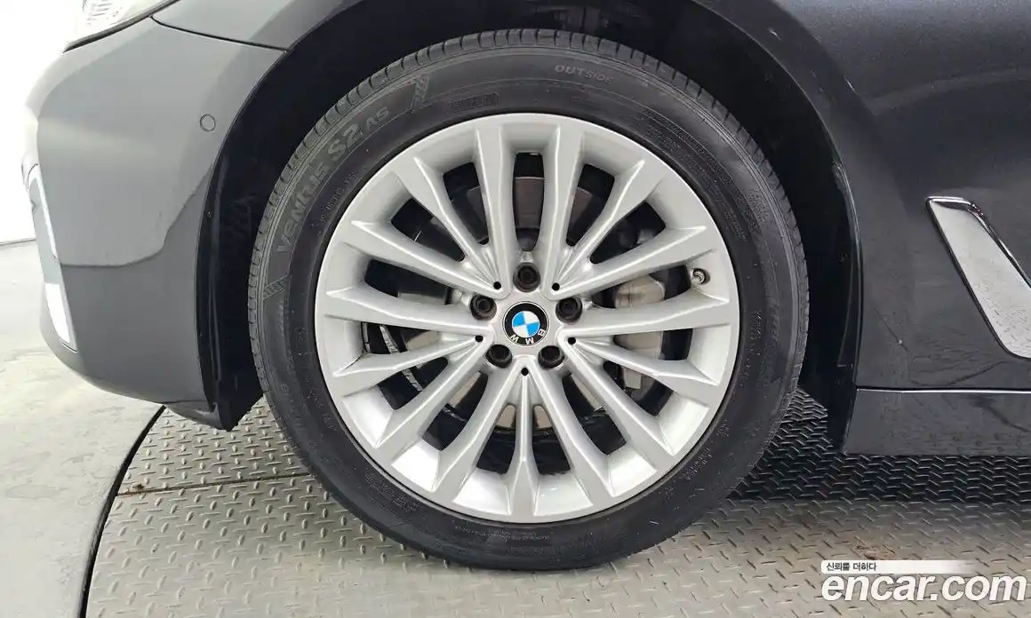 BMW 5-Series 2021 2.0 Автомат в Москве № 192316, фото 19