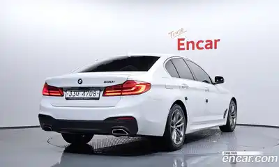 BMW 5-Series 2018 2.0 Автомат в Москве № 192342, миниатюра 2