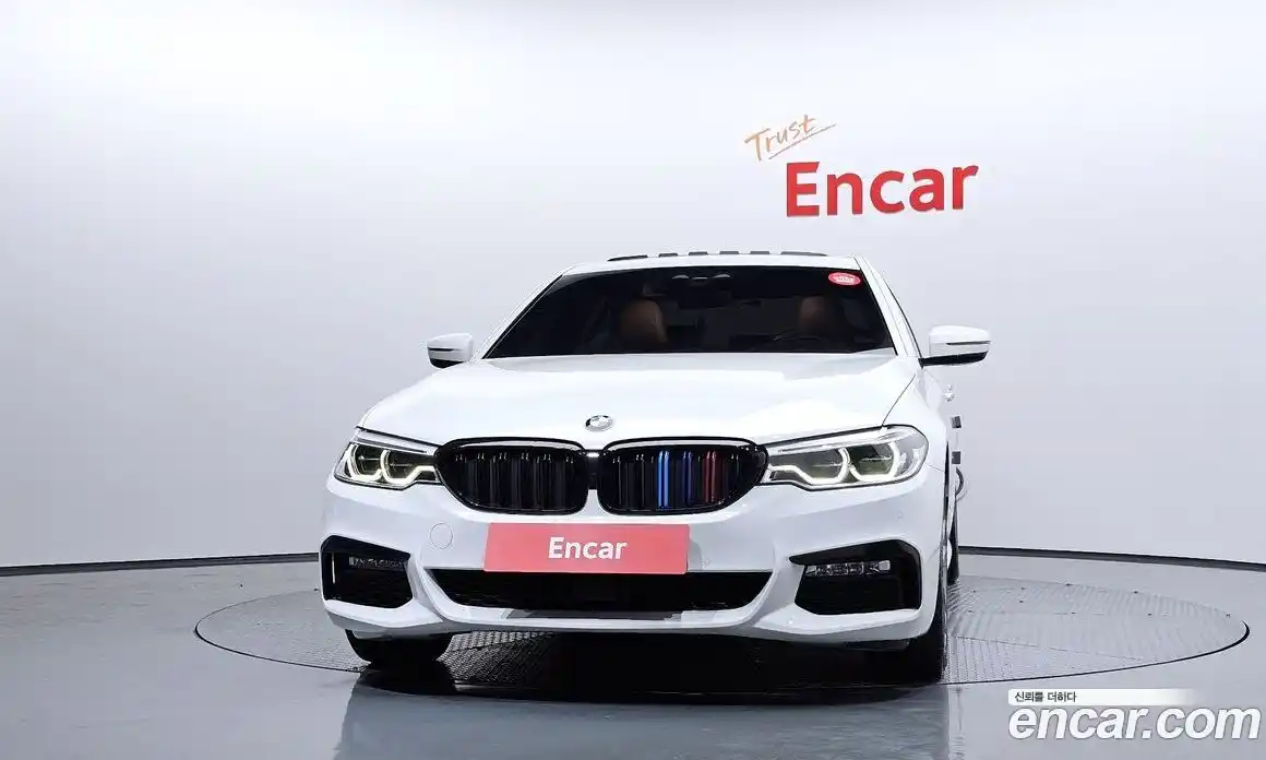 BMW 5-Series 2018 2.0 Автомат в Москве № 192342, фото 3