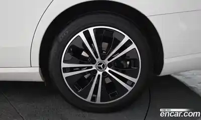 Mercedes-Benz E-Class, 2021