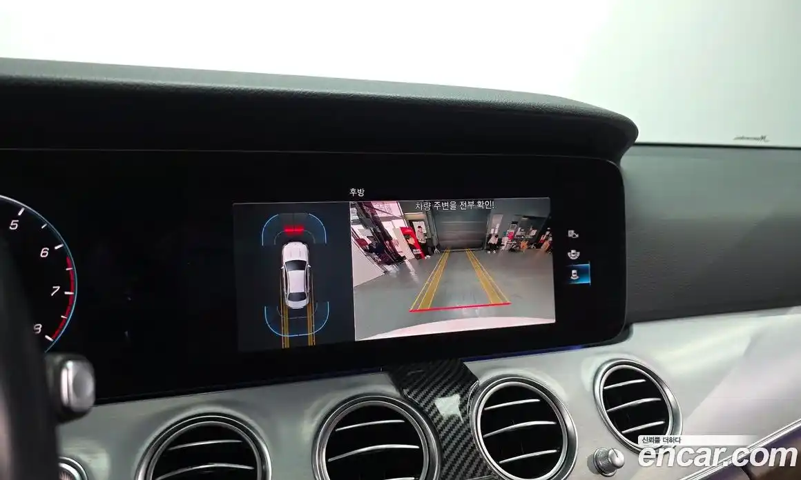 Mercedes-Benz E-Class 2021 2.0 Автомат в Москве № 194279, фото 12