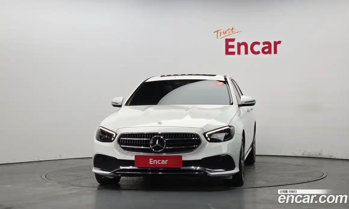 Mercedes-Benz E-Class 2021 2.0 Автомат в Москве № 194279, фото 13