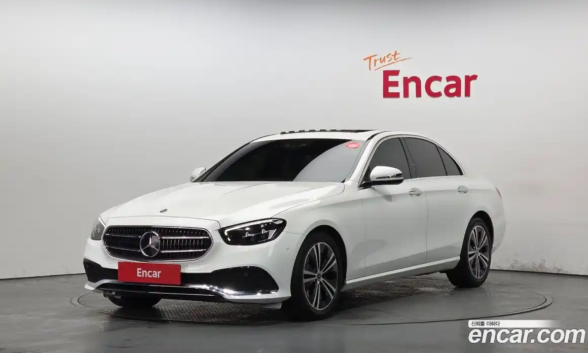 Mercedes-Benz E-Class 2021 2.0 Автомат в Москве № 194279, фото 6