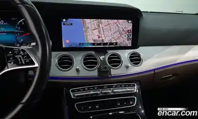 Mercedes-Benz E-Class 2021 2.0 Автомат в Москве № 194279, миниатюра 8