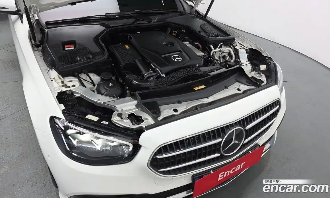 Mercedes-Benz E-Class 2021 2.0 Автомат в Москве № 194279, фото 9