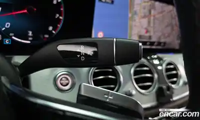 Mercedes-Benz E-Class 2021 2.0 Автомат в Москве № 194279, миниатюра 10