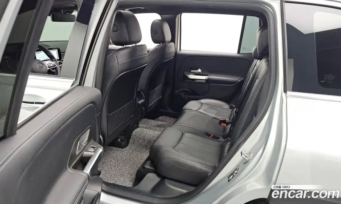 Mercedes-Benz GLB-Class 2021 2.0 Автомат в Москве № 194658, фото 16