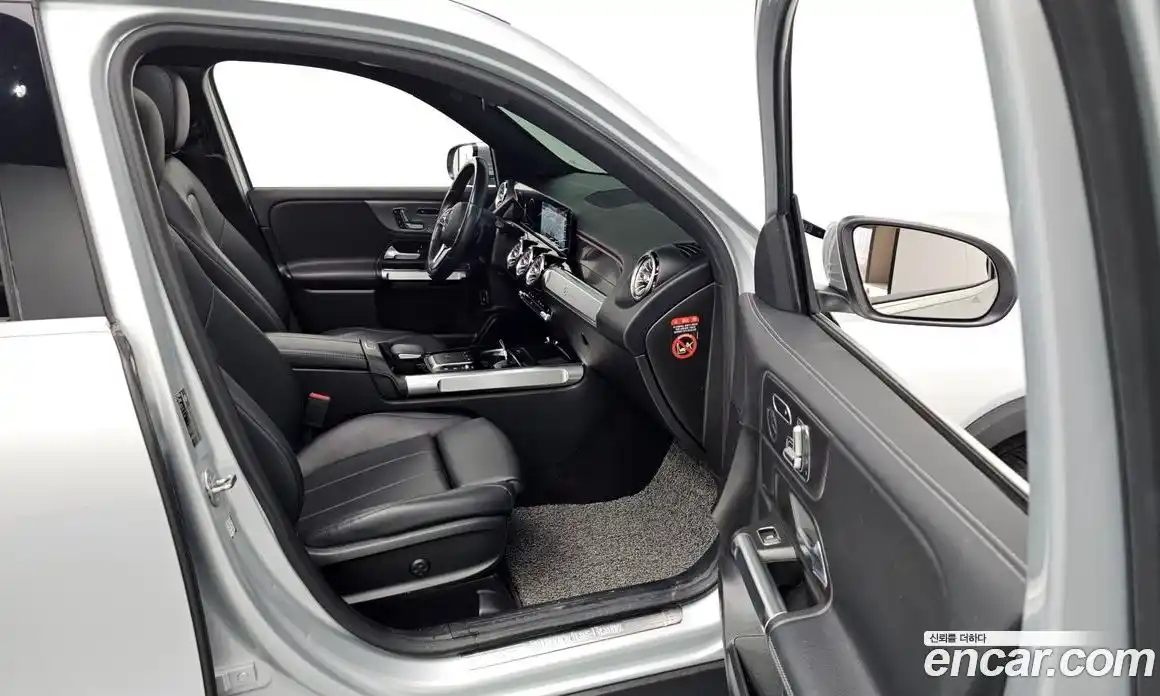 Mercedes-Benz GLB-Class 2021 2.0 Автомат в Москве № 194658, фото 17