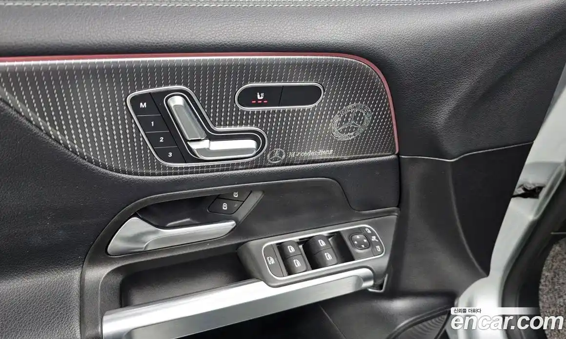 Mercedes-Benz GLB-Class 2021 2.0 Автомат в Москве № 194658, фото 20