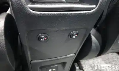 Mercedes-Benz GLB-Class 2021 2.0 Автомат в Москве № 194658, миниатюра 4