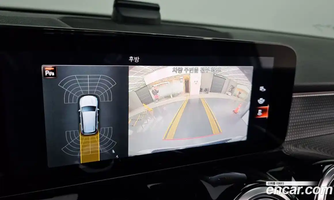 Mercedes-Benz GLB-Class 2021 2.0 Автомат в Москве № 194658, фото 10