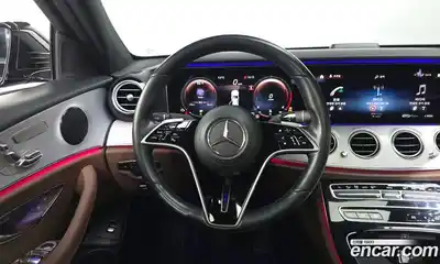 Mercedes-Benz E-Class 2021 2.0 Автомат в Москве № 194809, миниатюра 11