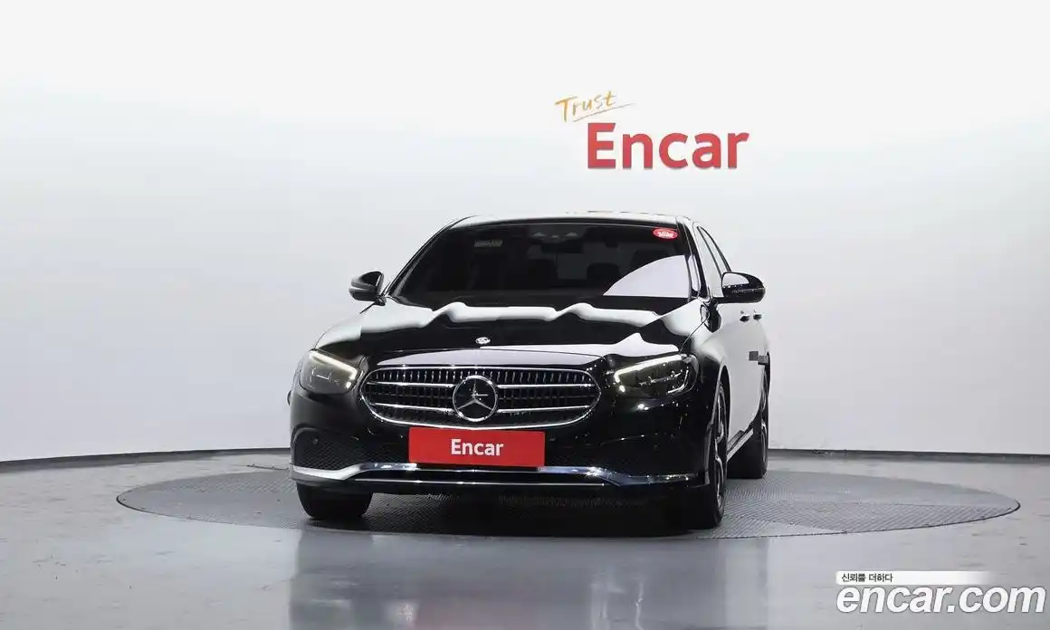 Mercedes-Benz E-Class 2021 2.0 Автомат в Москве № 194809, фото 12