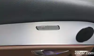 Mercedes-Benz E-Class 2021 2.0 Автомат в Москве № 194809, миниатюра 2