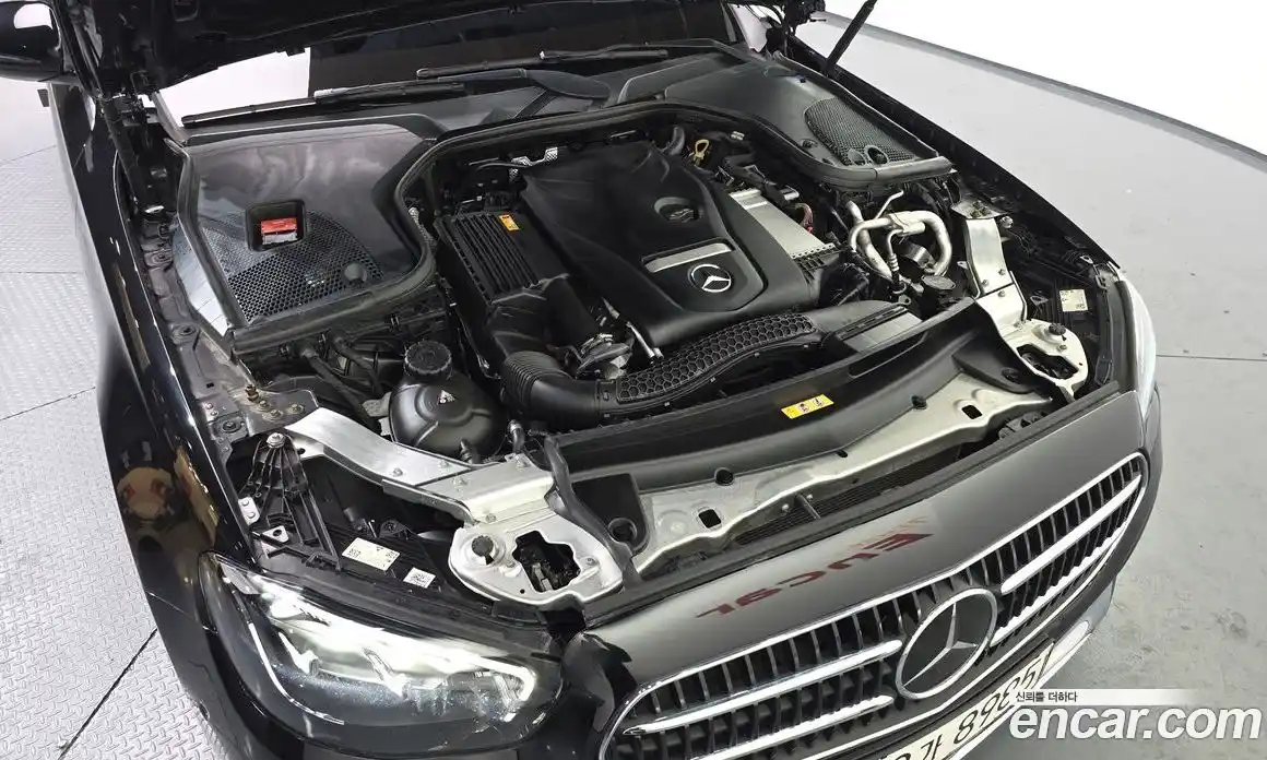 Mercedes-Benz E-Class 2021 2.0 Автомат в Москве № 194809, фото 7