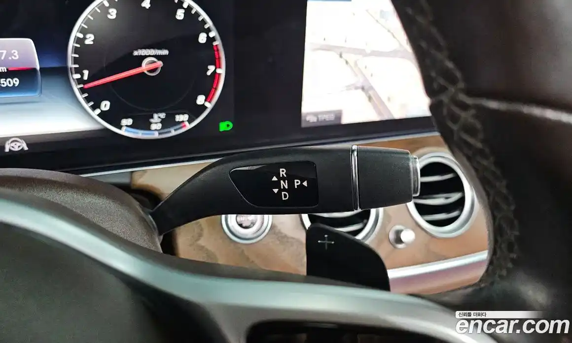 Mercedes-Benz E-Class 2020 2.0 Автомат в Москве № 195139, фото 4