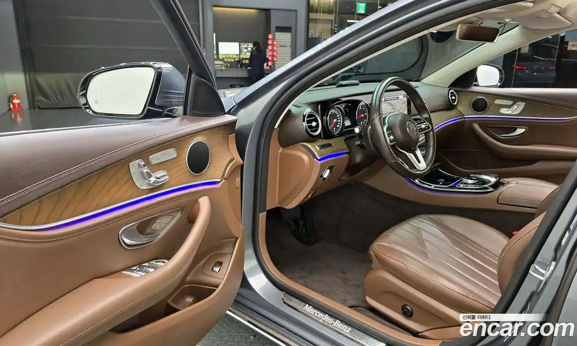 Mercedes-Benz E-Class 2019 1.9 Автомат в Москве № 195250, фото 11